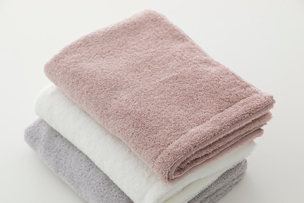 akemi nakano × MURAKAMI PILE