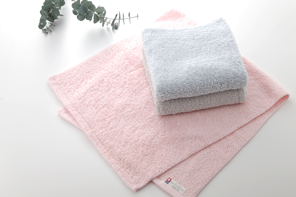 ピンク・ブルー・グレー