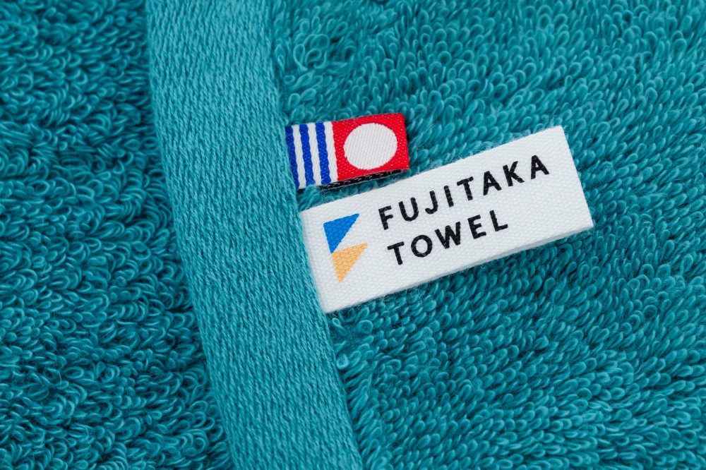 ターコイズグリーン