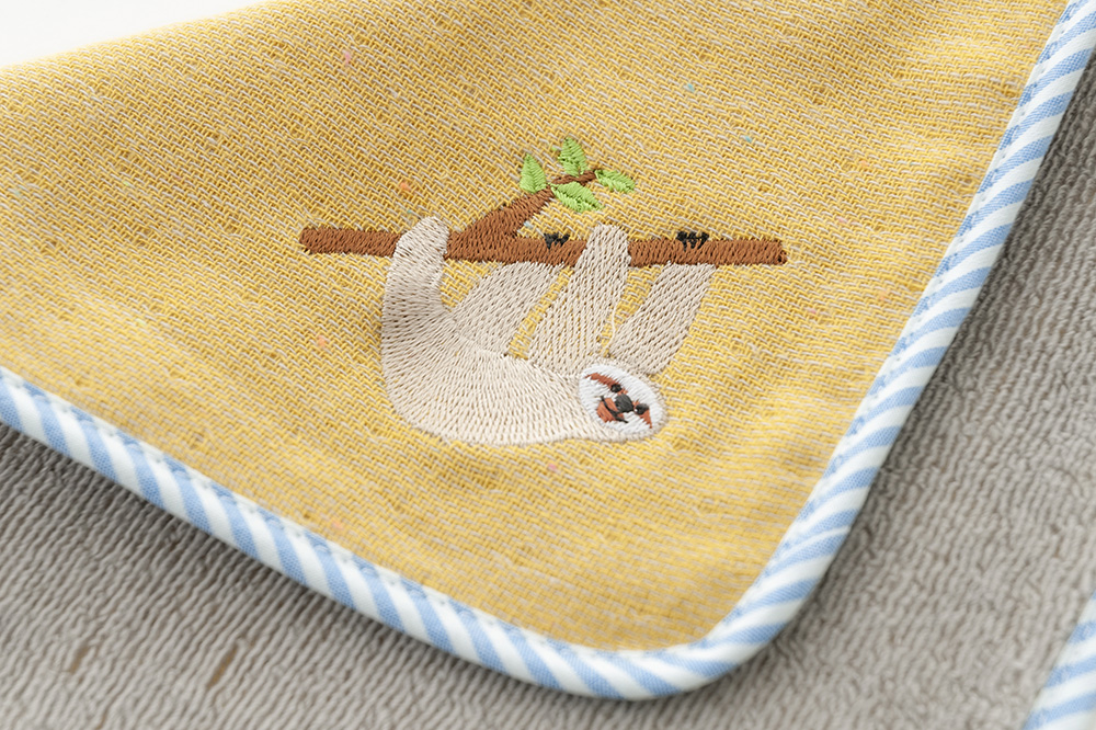 イエロー（ナマケモノ）