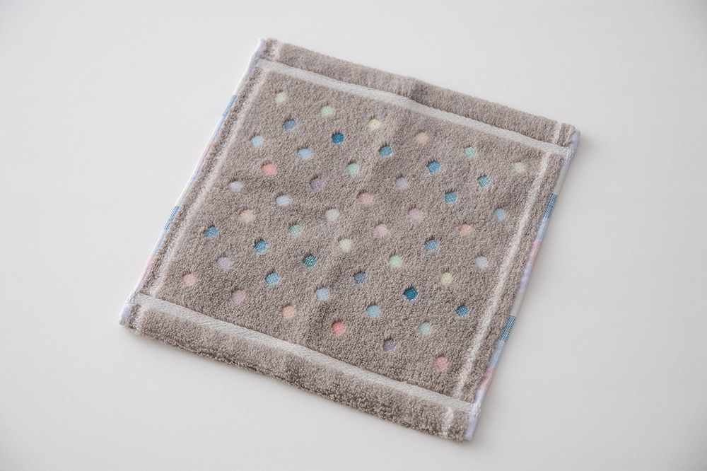 アッシュブラウン×ライトピンク