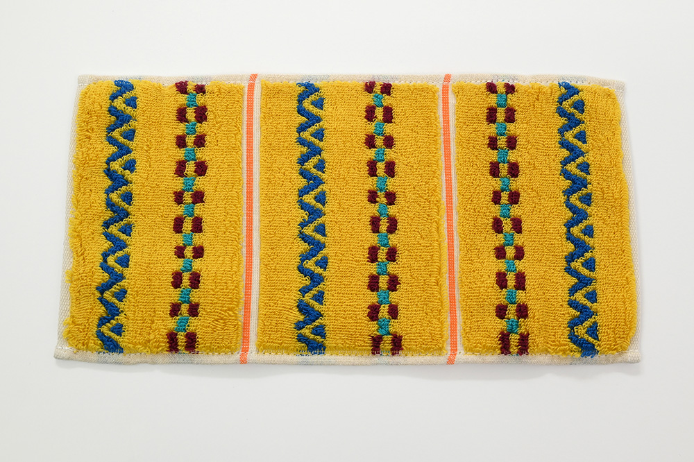 21-46　イエロー