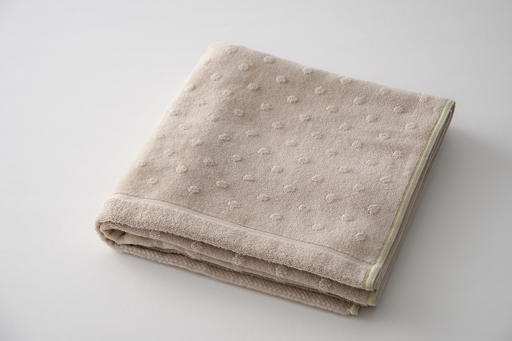 ミルキーベージュ