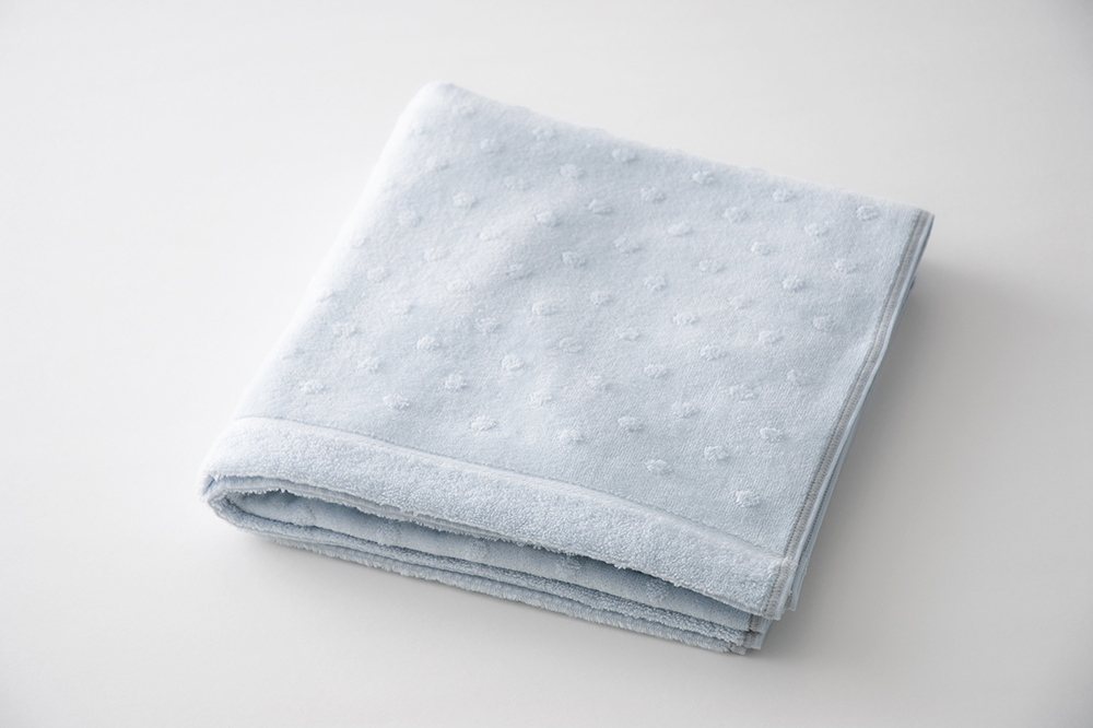 パウダーブルー