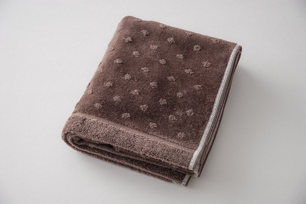 ショコラブラウン