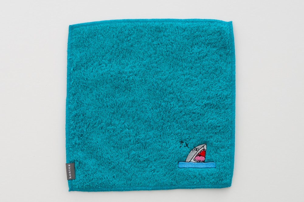 ターコイズブルー（サメ）