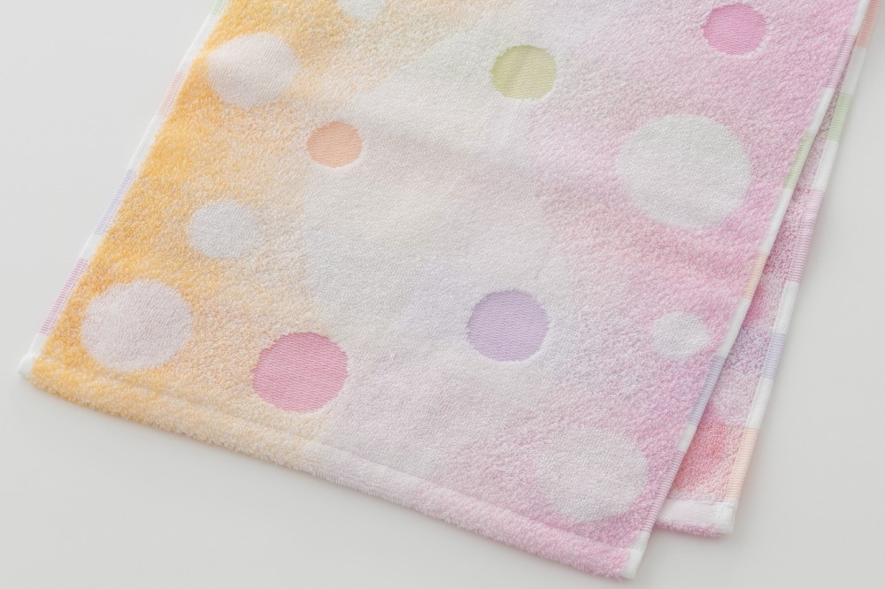 ブルー・ピンク・グリーン