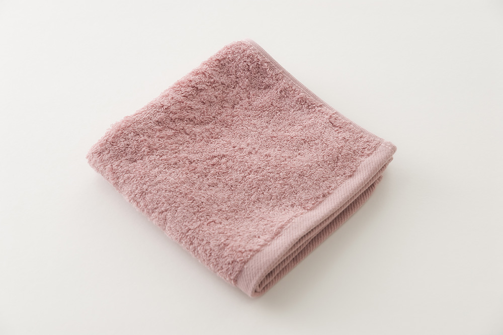 スモークピンク