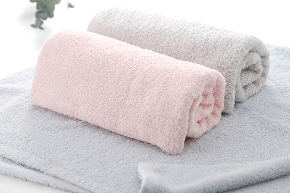 ピンク・ブルー・グレー