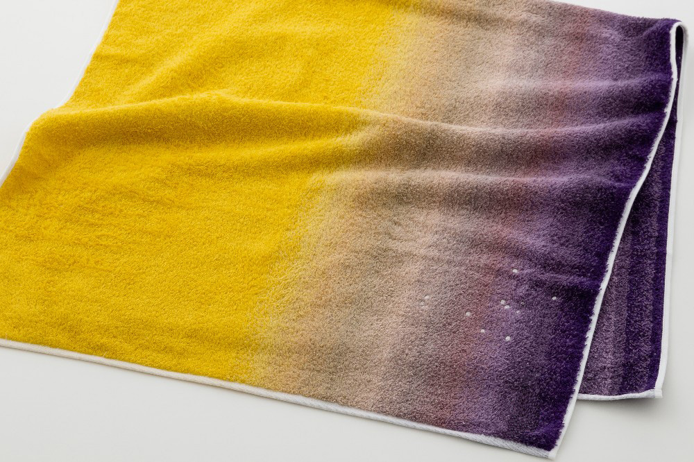 チグサ・アカリ