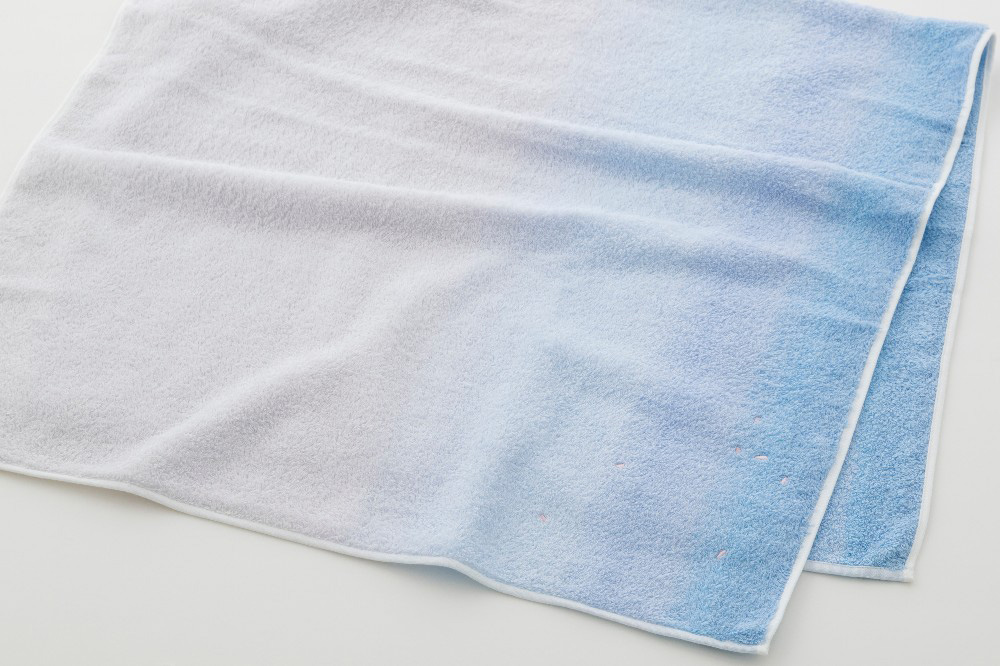 アカリ・サクラ