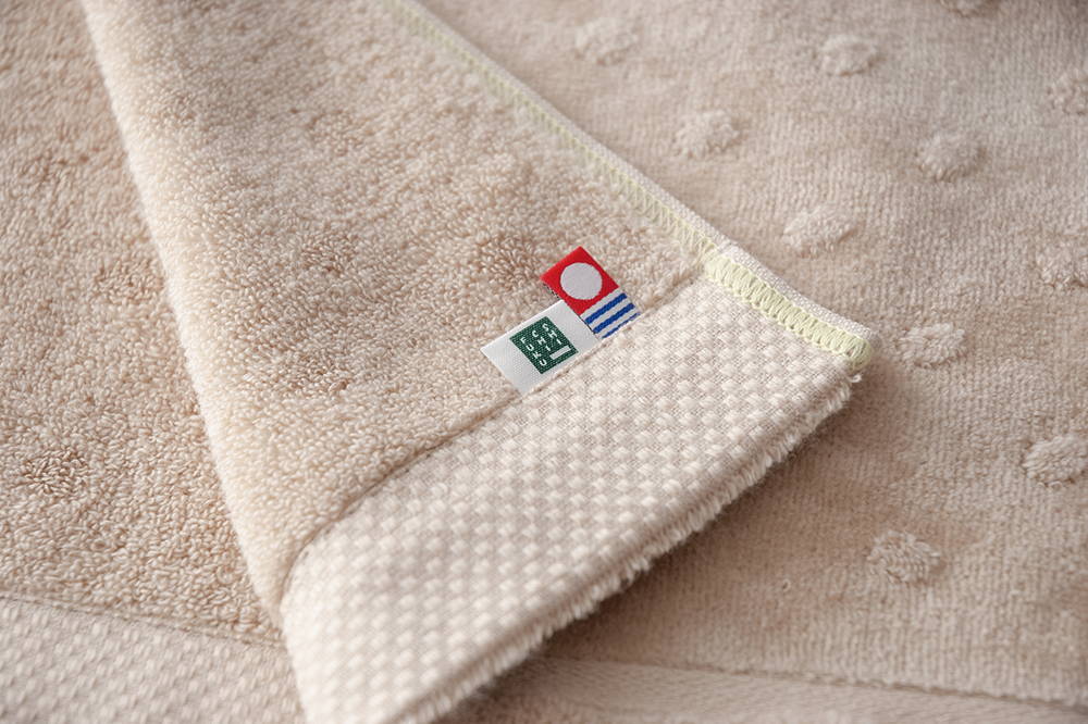 ミルキーベージュ