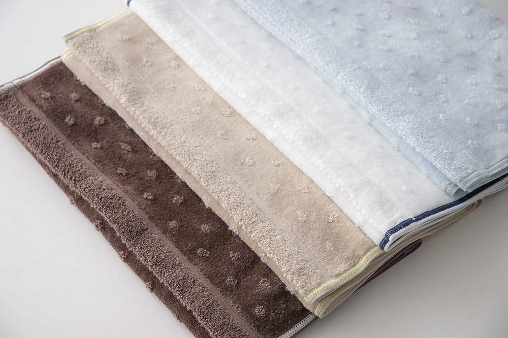 パウダーブルー