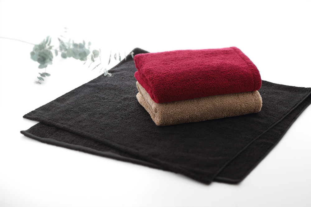 ワイン・ベージュ