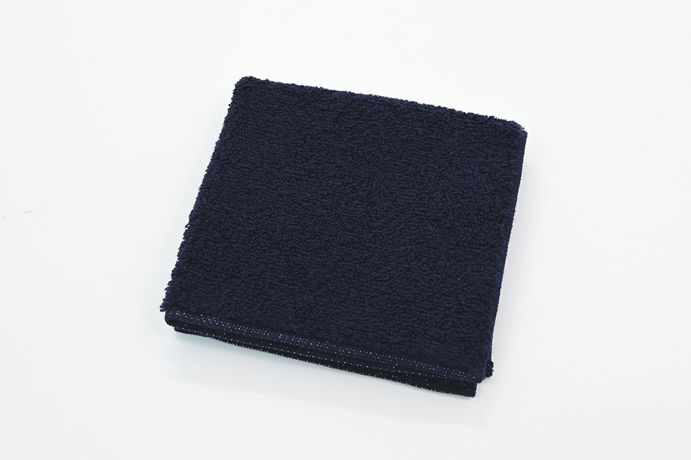 ミッドナイトブルー