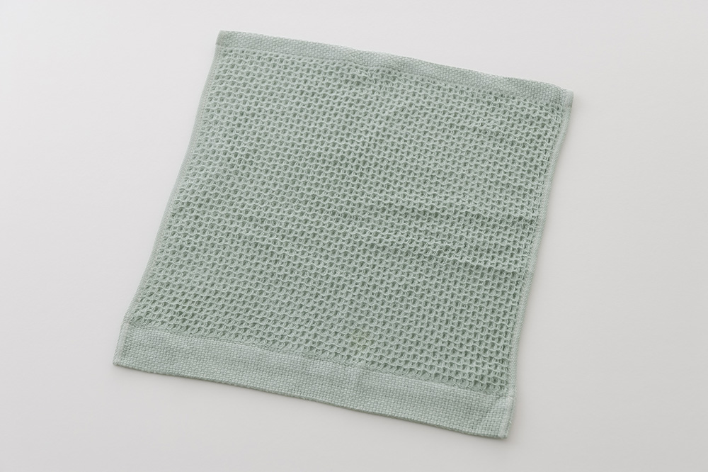 ライトグリーン