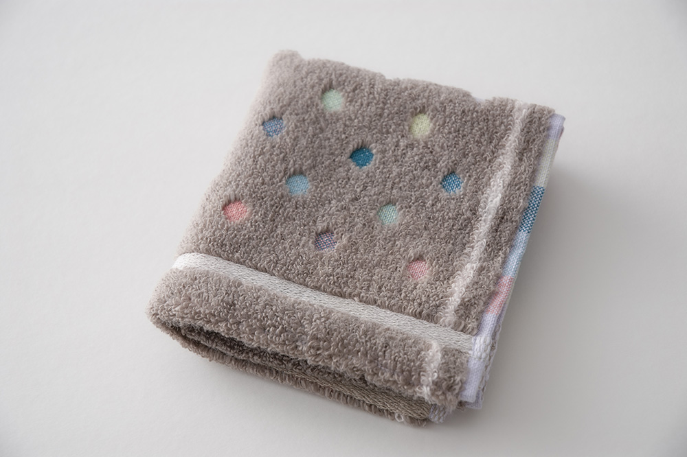 アッシュブラウン×ライトピンク