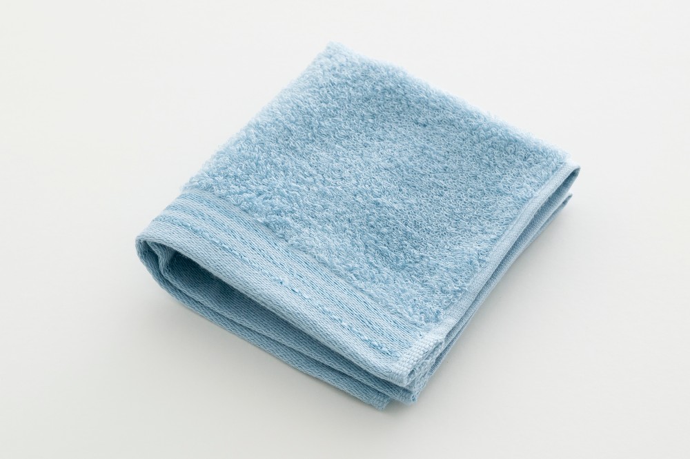 シルキーブルー