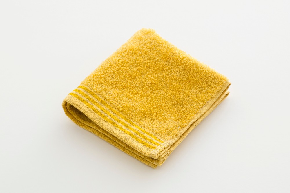 シルキーイエロー