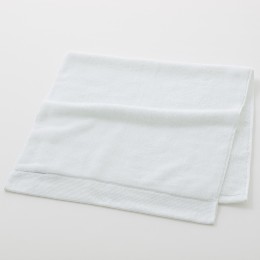 イデゾラ プレミアム ホワイトホテル