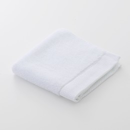 イデゾラ プレミアム ホワイトホテル